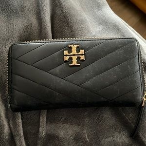 Tory Burch wallet